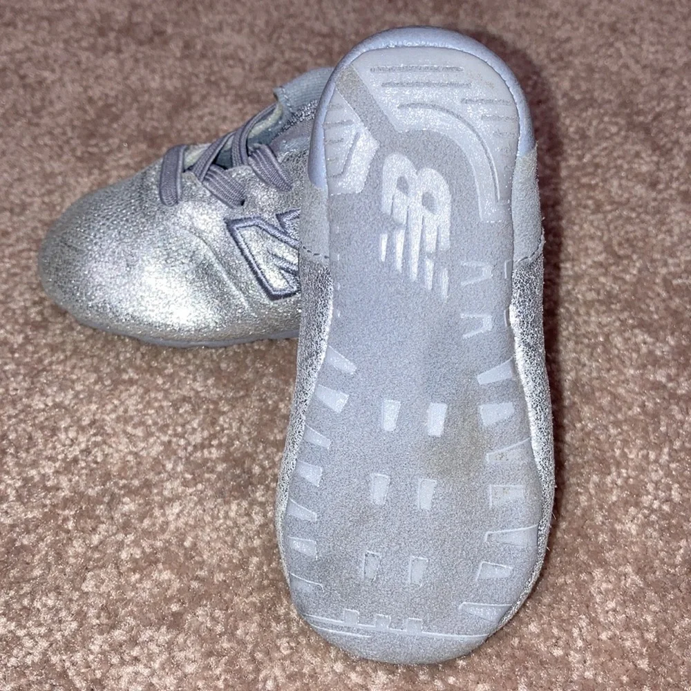 New balance 574 silver crib shoe 3w unisex